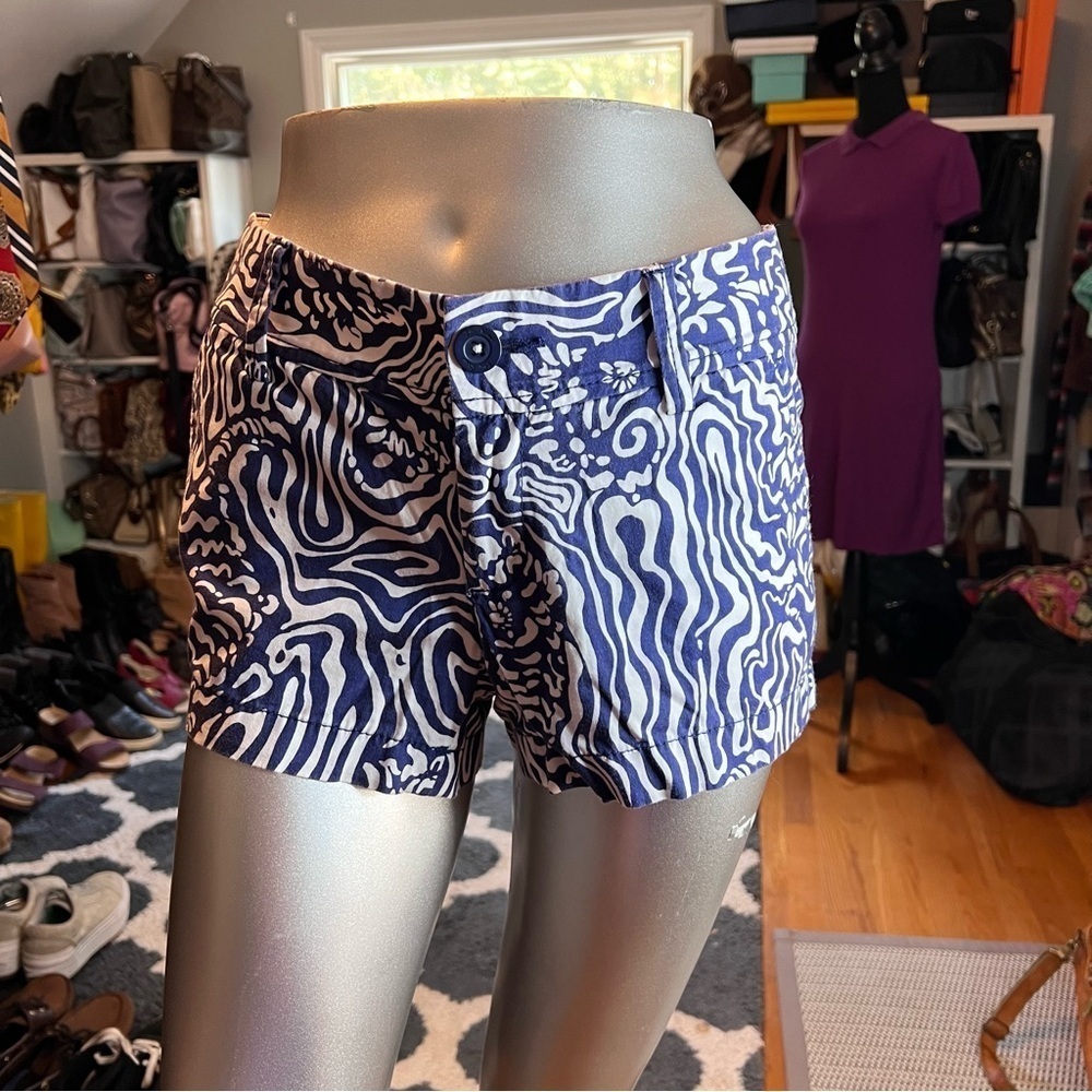 LILLY PULTZER The Walsh Shorts In Bright Navy Night Swimming Blue - Picture 7 of 7